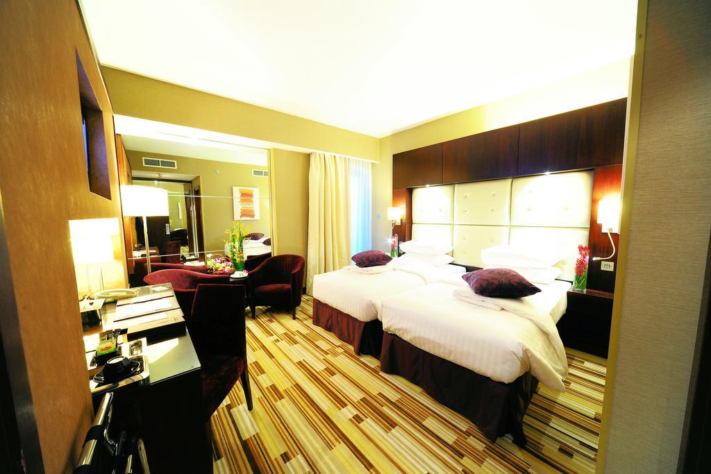 Monaco Hotel Dubai Exterior photo